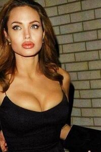 Angelina Jolie